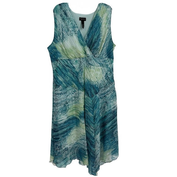 Maggie Barnes Dresses & Skirts - Maggie Barnes size 28W Sleeveless Maxi Dress Lined Metallic Gauzy Women Surplice
